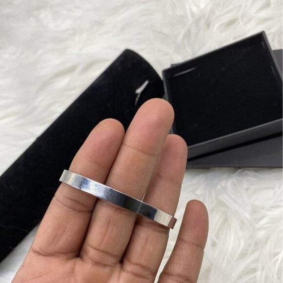 Graduation Bracelet 2019 Quote Engraved Cuff Keep Going Silver Plated Adjustable - Picture 8 of 8